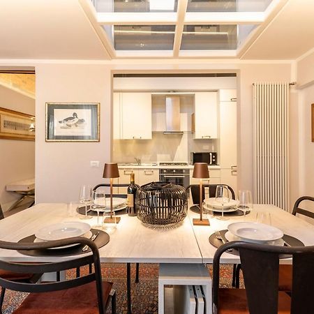 Art Apartment Luxury Sofia Suite ฟลอเรนซ์ ภายนอก รูปภาพ