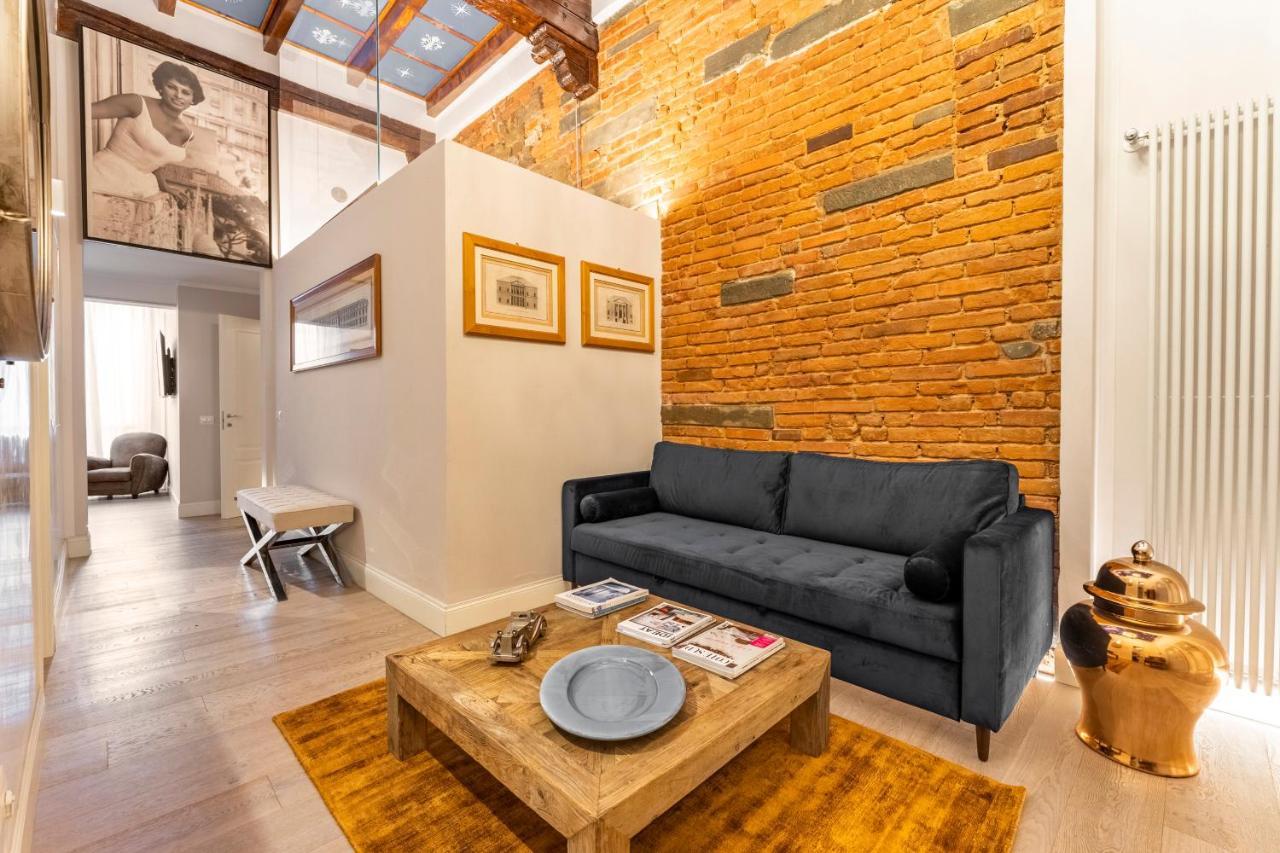 Art Apartment Luxury Sofia Suite ฟลอเรนซ์ ภายนอก รูปภาพ